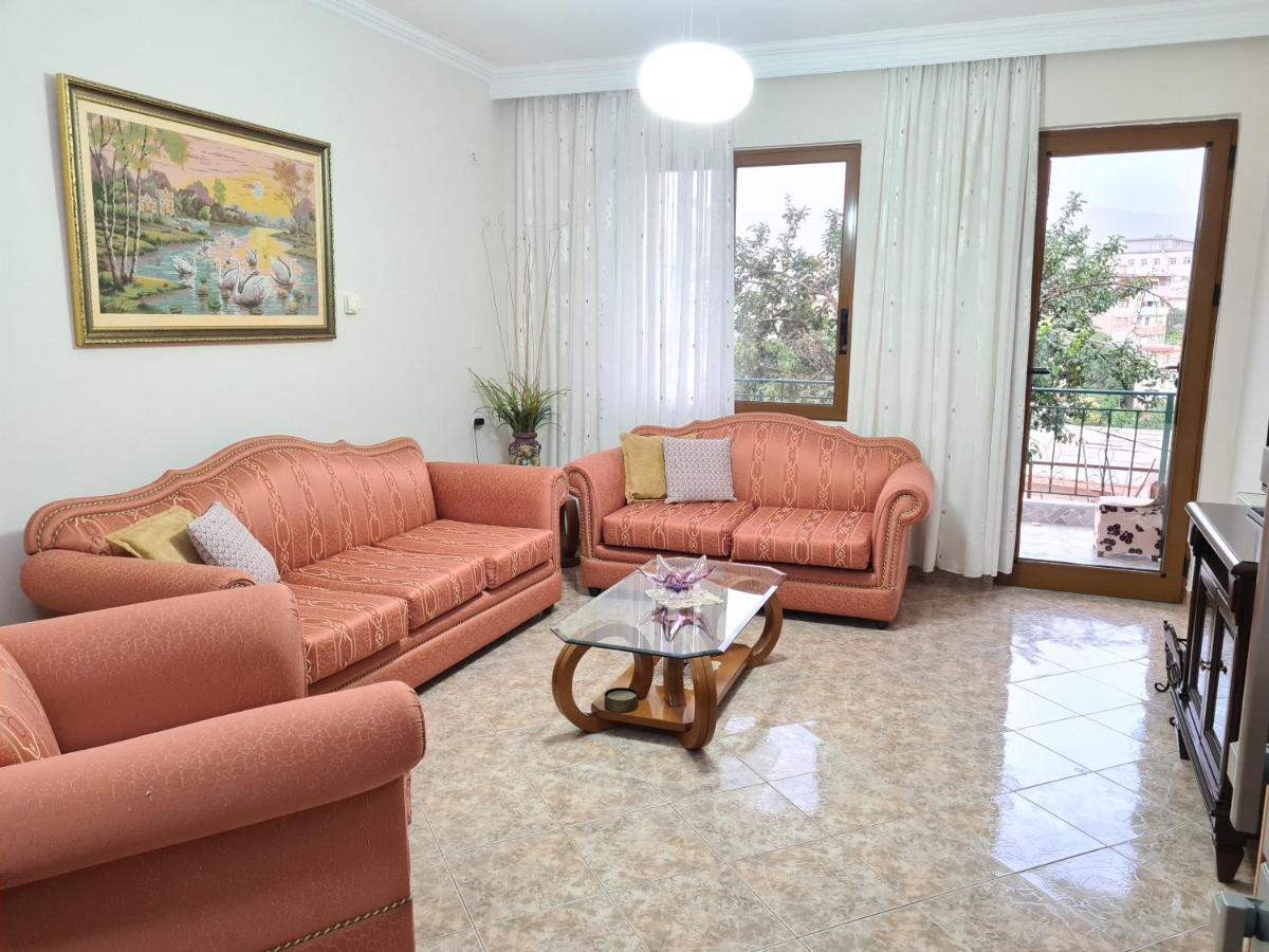 Ned's Villa *