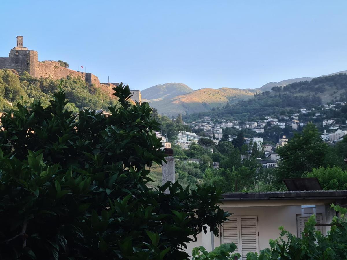 Ned's * Gjirokastër